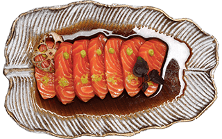 Salmon sashimi with ponzu sauce