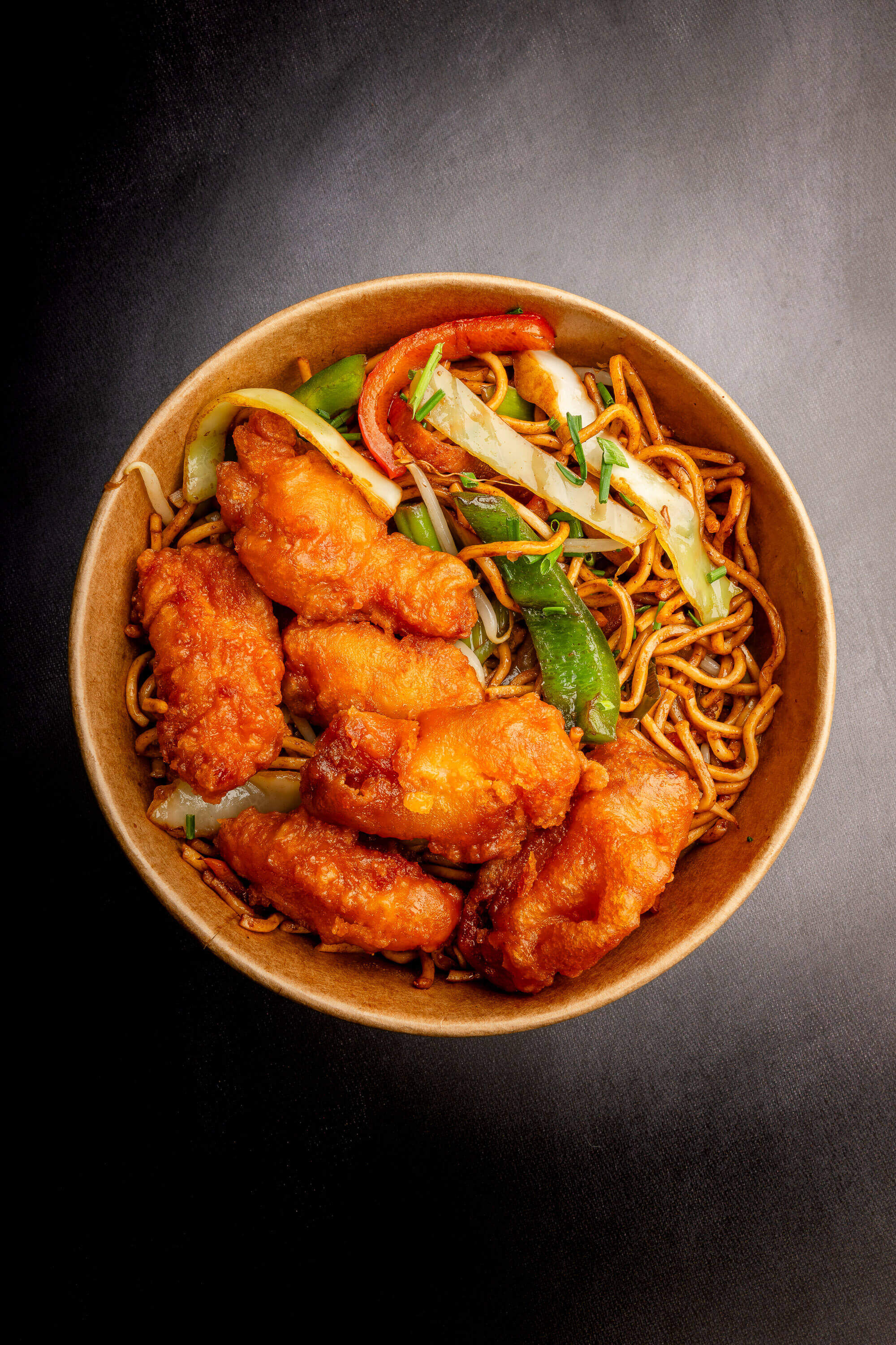 Yaki fried noodles with honey chilli chicken
